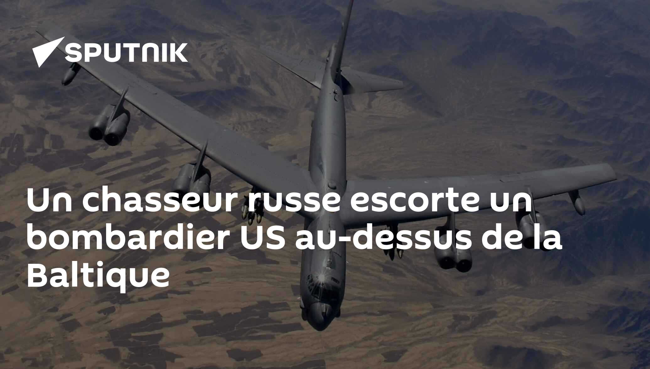 Un chasseur russe escorte un bombardier US au-dessus de la Baltique