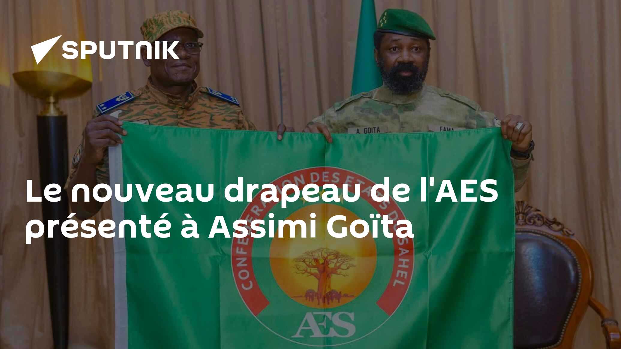 Le nouveau drapeau de l'AES présenté à Assimi Goïta