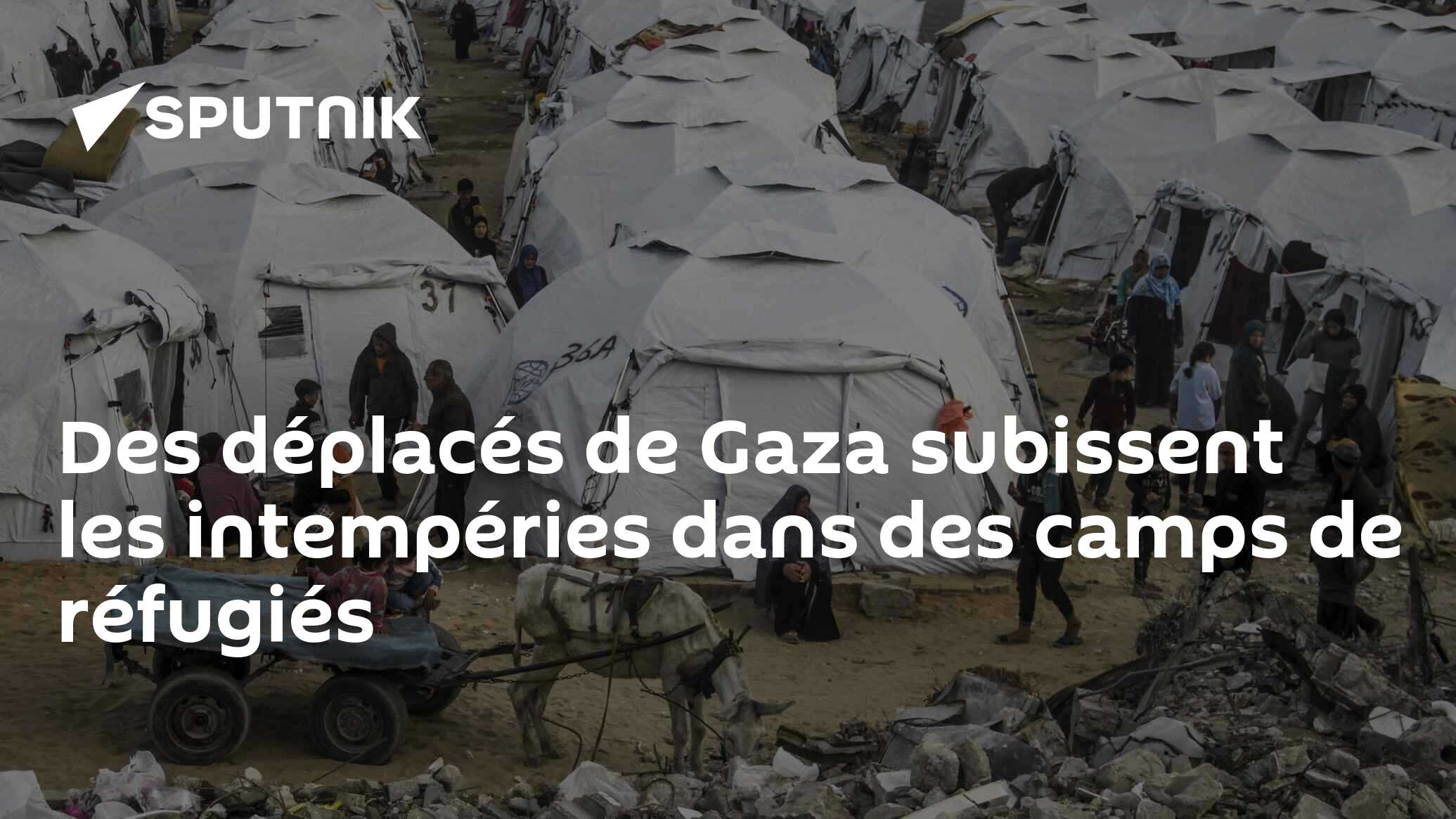 Des déplacés de Gaza subissent les intempéries dans des camps de réfugiés