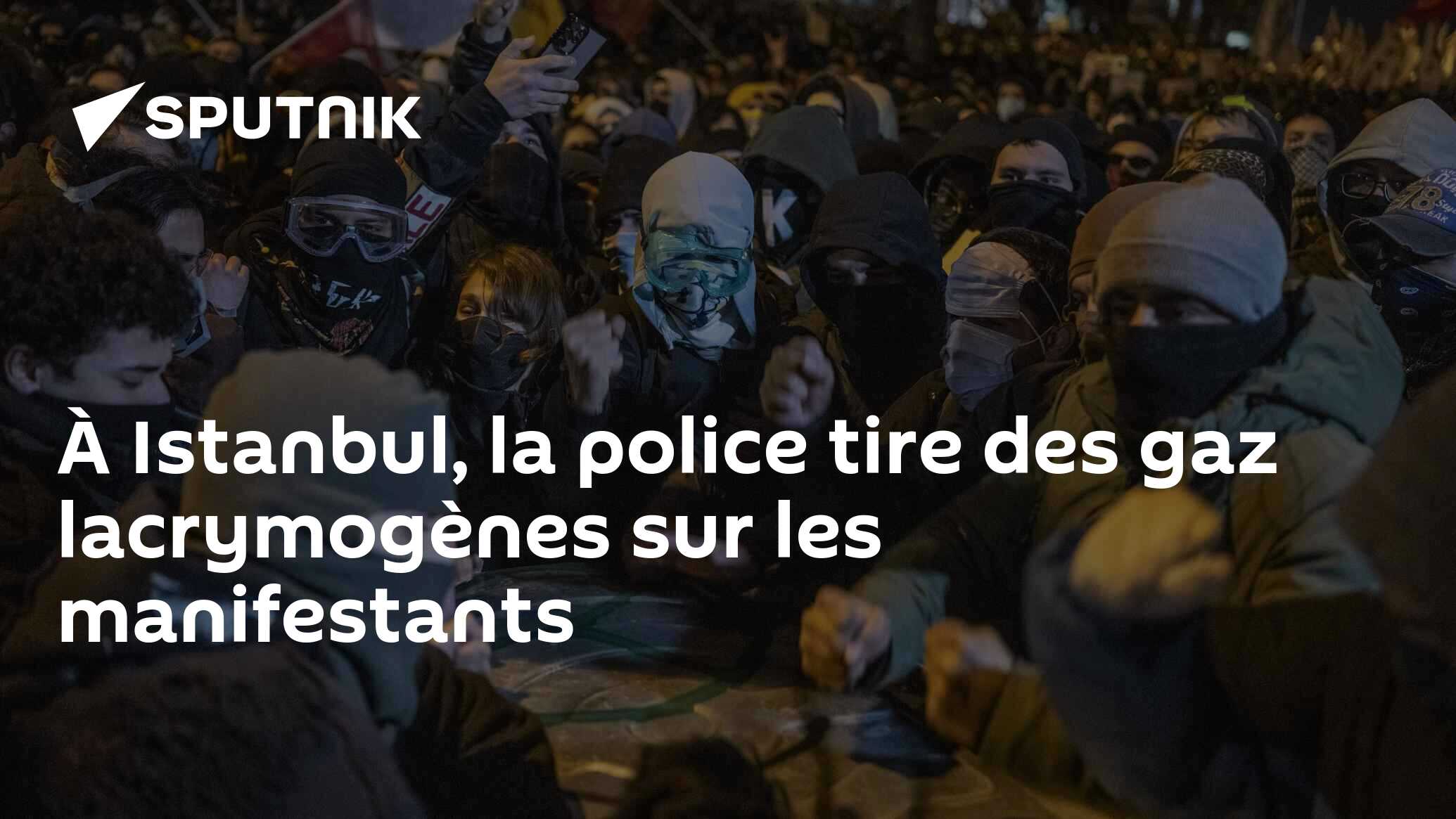 À Istanbul, la police tire des gaz lacrymogènes sur les manifestants