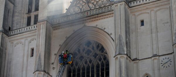 Incendie à la cathédrale de Saint-Pierre-et-Saint-Paul de Nantes, 18 juillet 2020 - Sputnik Afrique