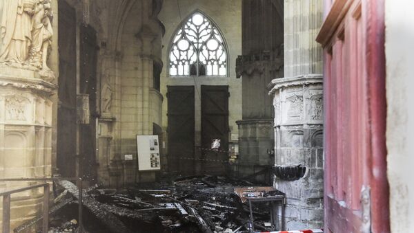 L’intérieur de la cathédrale de Nantes après l’incendie - Sputnik Afrique