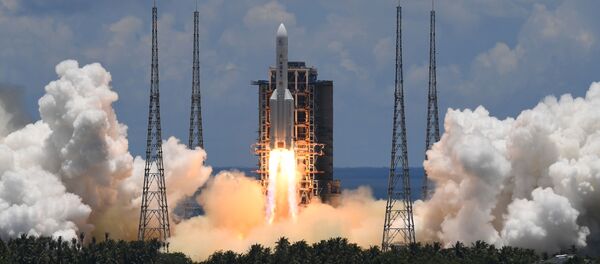 La Chine lance une fusée Longue Marche 5 transportant une sonde à destination de Mars - Sputnik Afrique