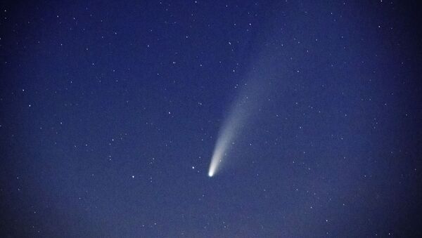 La comète Neowise dans le ciel de l'Adyguée, en Russie - Sputnik Afrique