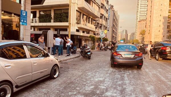 Explosion à Beyrouth: la déflagration a soufflé les vitres des habitations situées dans un rayon de quelques kilomètres de l'épicentre, 4 août 2020 - Sputnik Afrique