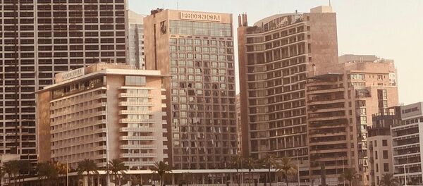 Explosion à Beyrouth: la déflagration a soufflé les vitres des habitations situées dans un rayon de quelques kilomètres de l'épicentre, 4 août 2020 - Sputnik Afrique