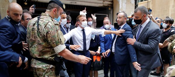 Emmanuel Macron en visite à Beyrouth, 6 août 2020 - Sputnik Afrique