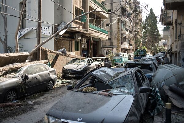 Une rue de Beyrouth après la double explosion. - Sputnik Afrique