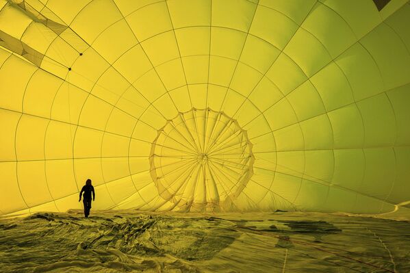 Un participant au festival de montgolfières de Bristol.  - Sputnik Afrique