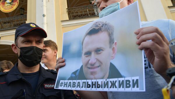 Une action de soutien à Navalny à Saint-Pétersbourg - Sputnik Afrique