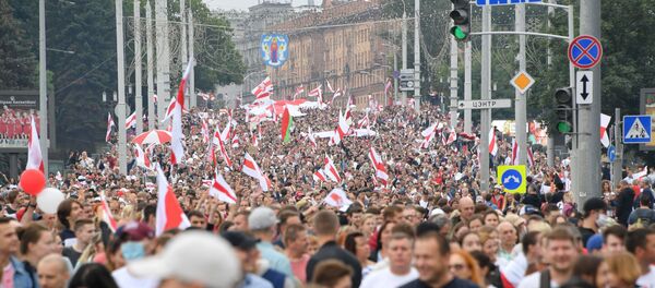 Manifestation à Minsk le 23 août - Sputnik Afrique
