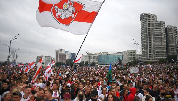 Une manifestation contre les résultats de la présidentielle biélorusse à Minsk, 23 août 2020 - Sputnik Afrique