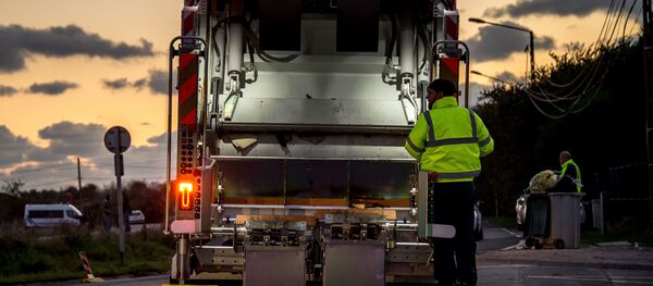 Un éboueur - Sputnik Afrique