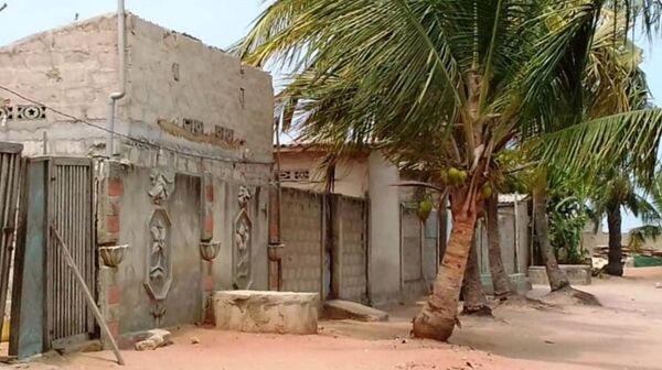 Le combat de villageois togolais contre une carrière qui menace leurs habitations - Sputnik Afrique