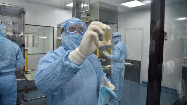 Photo de l'un des laboratoires de recherche de la société pharmaceutique Sothema qui accompage le Maroc dans cette opération inédite. - Sputnik Afrique