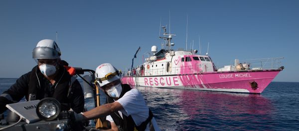 Un navire de Banksy en Méditerranée pour secourir les migrants - Sputnik Afrique