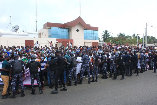 Présidentielle ivoirienne: Laurent Gbagbo, «candidat contre vents et marées» - Sputnik Afrique