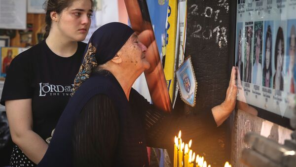 Une veillée de trois jours a commencé à Beslan, en Ossétie du Nord, en mémoire du 16e anniversaire de l’attaque terroriste de 2004 - Sputnik Afrique