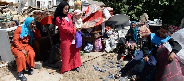 Une famille marocaine sans logement - Sputnik Afrique