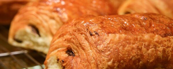 Un pain au chocolat - Sputnik Afrique