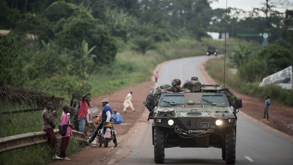 Une patrouille sur les routes du Cameroun - Sputnik Afrique