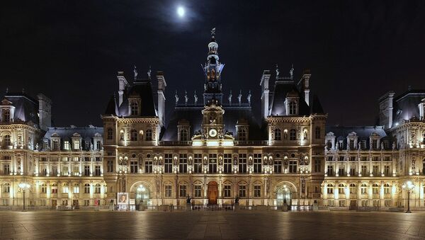 L'hôtel de ville de Paris de nuit - Sputnik Afrique