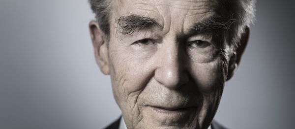 Robert Badinter - Sputnik Afrique