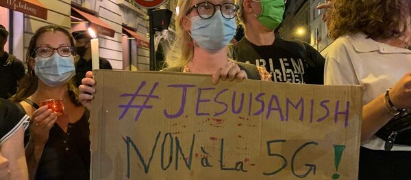 #JesuisAmish: rassemblement des militants de l'ANV COP 21 et des Amis de la Terre contre la 5G à Paris, le 15 septembre #JesuisAmish: rassemblement des militants de l'ANV COP 21 et des Amis de la Terre contre la 5G à Paris, le 15 septembre - Sputnik Afrique