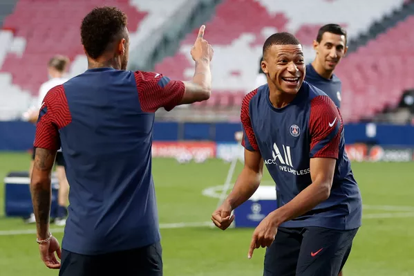 Le classement Forbes des footballeurs les mieux payés du monde

 - Sputnik Afrique