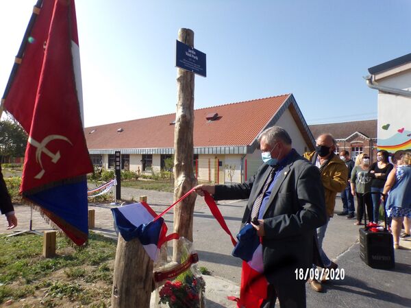 Grenay, dans le Pas-de-Calais, honore un lieutenant soviétique qui a rejoint la Résistance - Sputnik Afrique