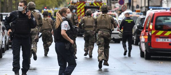 Situation à Paris suite à l'attaque à l'arme blanche survenue le 25 septembre - Sputnik Afrique