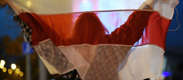 Minsk, une manifestante - Sputnik Afrique