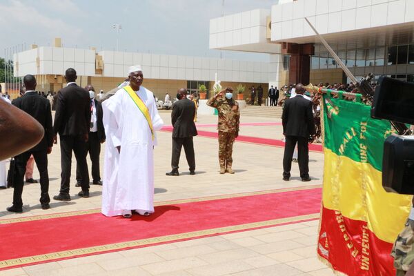 Qu’est-ce qui bloque la levée des sanctions économiques de la Cedeao sur le Mali? - Sputnik Afrique