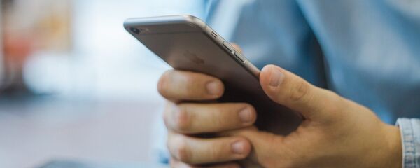 Un smartphone - Sputnik Afrique