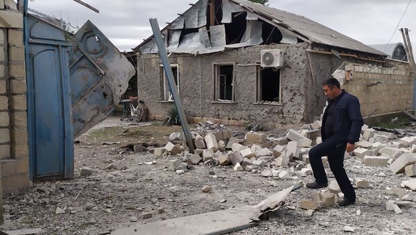 Une maison détruite dans le Haut-Karabakh - Sputnik Afrique