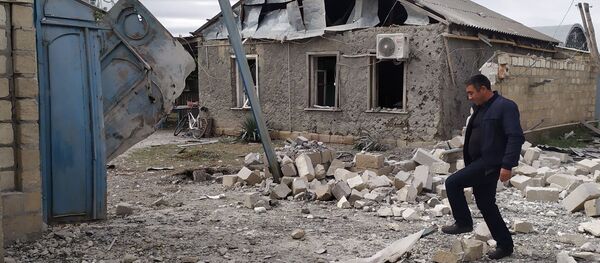 Une maison détruite dans le Haut-Karabakh - Sputnik Afrique