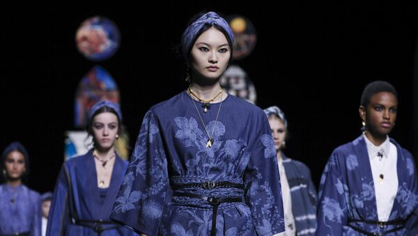 Nouvelle collection Dior pendant Paris Fashion Week - Sputnik Afrique