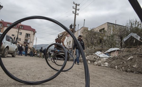 Le Haut-Karabakh depuis la trêve fragile

 - Sputnik Afrique