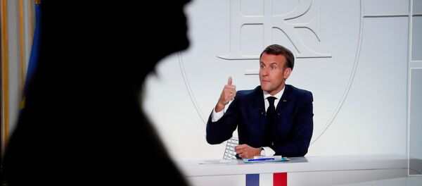 Emmanuel Macron lors de son interview à TF1 et France 2, 14 octobre 2020 - Sputnik Afrique
