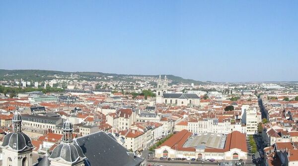 Panorama sur le centre ville de Nancy, Lorraine, France (depuis les tours Saint-Sébastien) - Sputnik Afrique