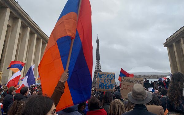 Une manifestation nationale d'Arméniens de France à Paris, le 25 octobre - Sputnik Afrique