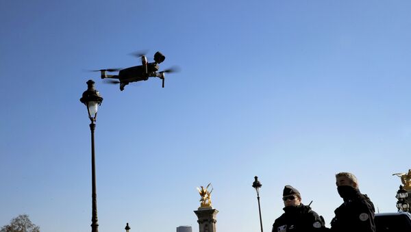 Drone à Paris (photo d'archives) - Sputnik Afrique