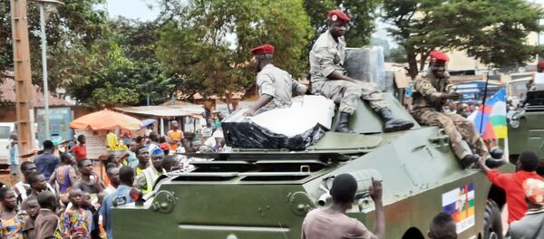 Une parade militaire à Bangui avec la participation de chars russes (photo d'archives) Une parade militaire à Bangui avec la participation de chars russes (photo d'archives) - Sputnik Afrique