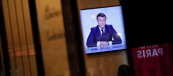 Emmanuel Macron s’adresse aux Français pour annoncer de nouvelles mesures - Sputnik Afrique