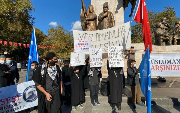 Une manifestation anti-Macron à Istanbul, le 1er novembre - Sputnik Afrique