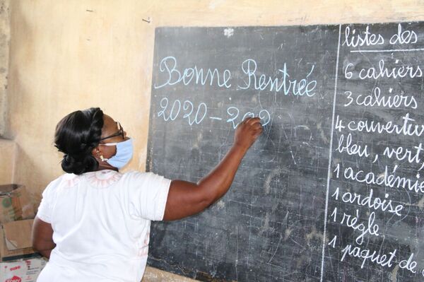 Togo sous le Covid: les élèves retournent à l’école, guettés par l’épidémie - photos - Sputnik Afrique