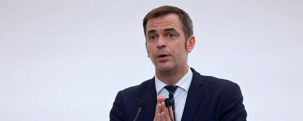 Olivier Véran durant un point presse à propos du Covid-19 - Sputnik Afrique
