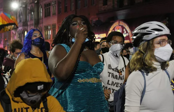 Black Lives Matter: interpellations massives lors d’une manifestation à New York
Black Lives Matter: interpellations massives lors d’une manifestation à New York
- Sputnik Afrique