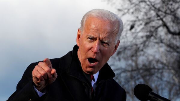 Democratic U.S. presidential candidate Joe Biden speaks to supporters at a rally after filing his declaration of candidacy papers to appear on the 2020 New Hampshire presidential primary election ballot at the State House in Concord, New Hampshire, U.S., November 8, 2019. REUTERS/Mike Segar/File Photo - Sputnik Afrique