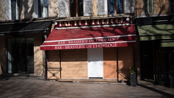 Bar fermé dans le centre d'Aix-en-Provence, mars 2020 - Sputnik Afrique